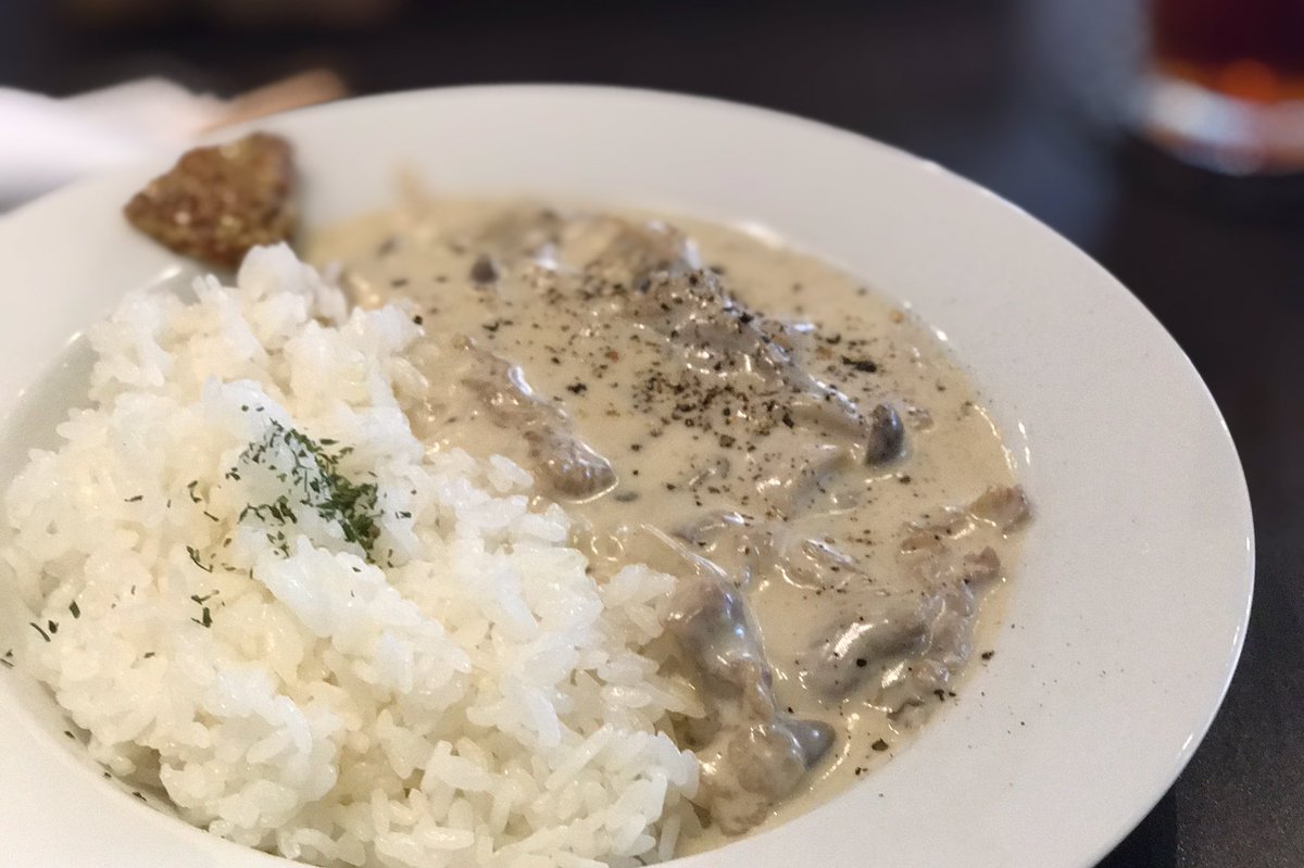 白いビーフストロガノフ