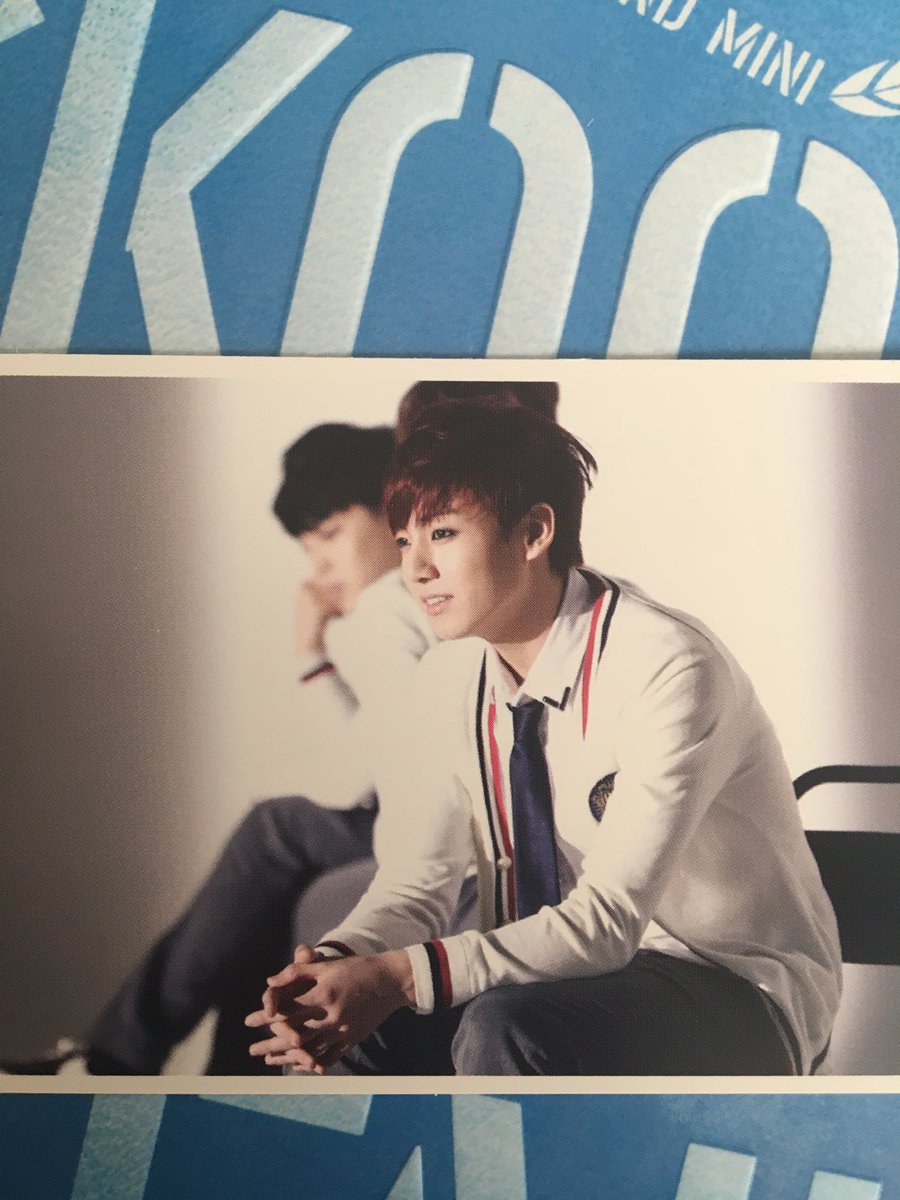 V・キムテヒョンBTS防弾少年団 X ジョングクを所持 | Twitterで ...