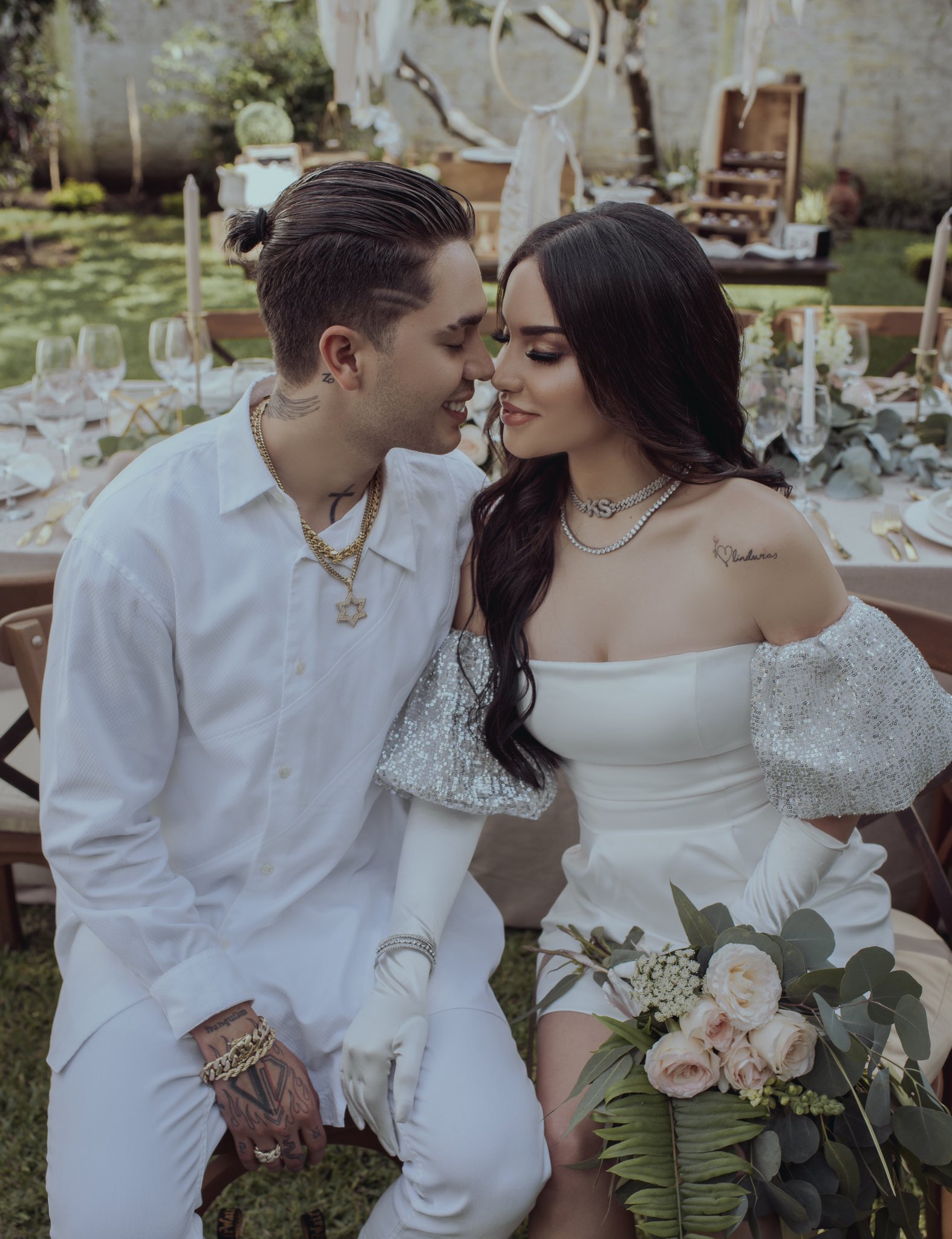 Kimberly Loaiza 🇲🇽 on X: "No somos una pareja perfecta, somos una pareja  real con errores, lo importante es saber superar, aprender de nuestros  tropiezos y entender que las personas cambian por