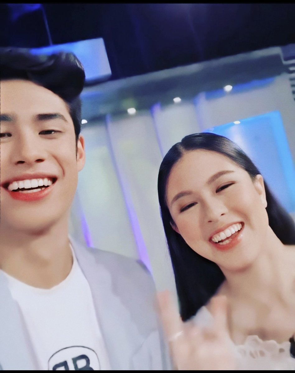 DonKissSquad's tweet photo. DONKISS SNLahatNgLoveTuladNiyo
#SNLWelcomeParty https://t.co/8AVHIv4Jgm