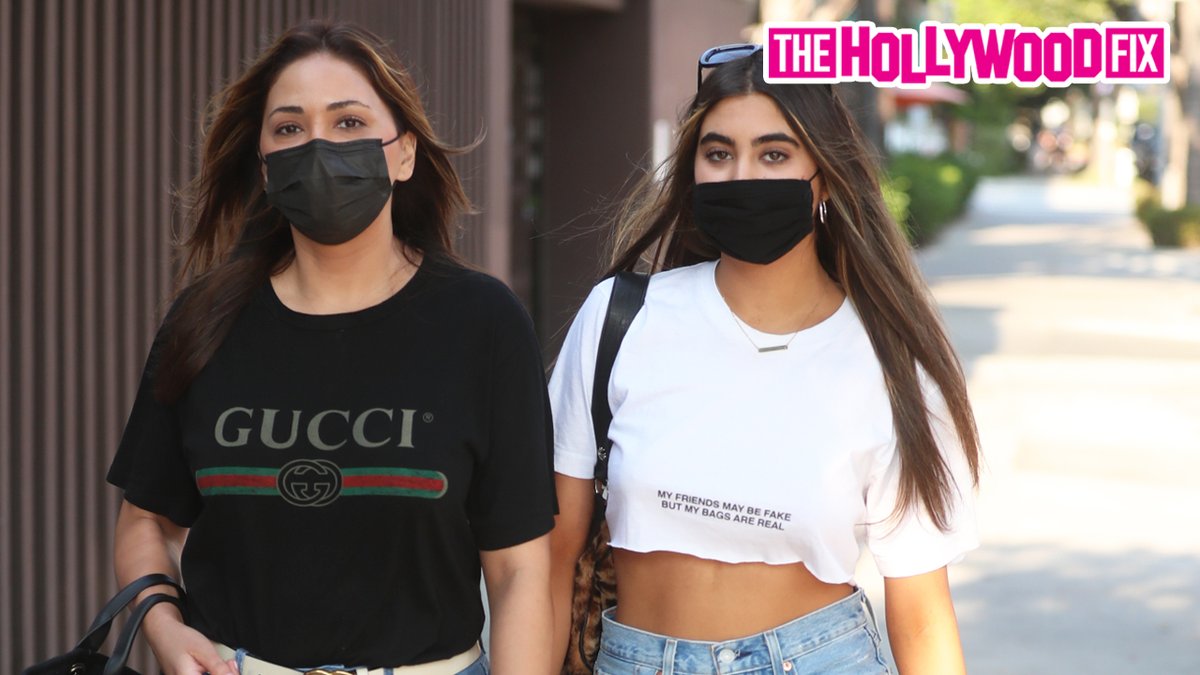 HollywoodFix's tweet photo. #NicoletteGray Talks New Store, Jewelry Line, Boy Crush, Favorite Things & More With Her Mother #NinaGray In Beverly Hills 10.17.20 https://t.co/QOZ0S2bXSS https://t.co/1b4z6XlRTh