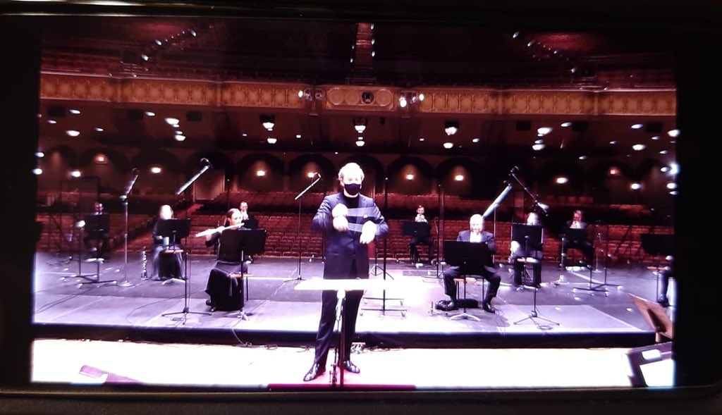 philippesutter4's tweet photo. Amazed by this new #SocialDistance performance for the virtual Season Premiere of the @VSOrchestra with a 360* @ottotausk !
Wonderful Beethoven Symphony No 7. #Beethoven250
#Helpthemusicplaying #MyVSO
#culturechezsoi
ππππππππππππ https://t.co/0juKSTJAll
