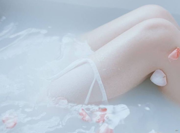 a–ayo mandi lagi biar seger – ! ! !

#SeductiveSundayᅠᅠᅠᅠᅠᅠ