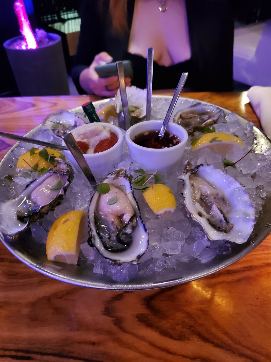 AfroLegends319's tweet photo. Living my best life in San Diego tonight https://t.co/0ISenxRoTu