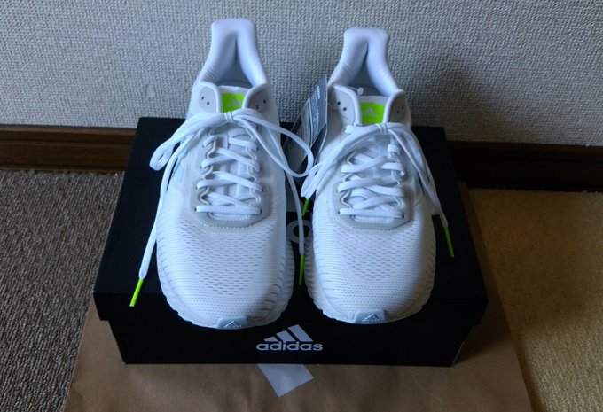 アディダスのアウトレットが安い 半額セールやタイムセールはいつ くらしプラス ブログ