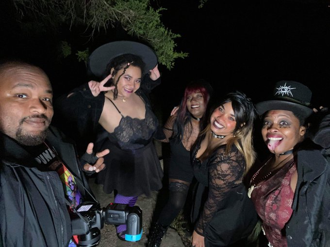 chillin with my witches in the woods last night #weinthiswitch . https://t.co/Sw55EfCAbo<a href="/tag/weinthiswitch"class="tags"><span>#weinthiswitch</span></a>