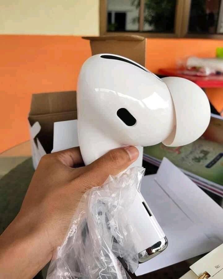 _WiseySA's tweet image. Stay away from online shopping 😹