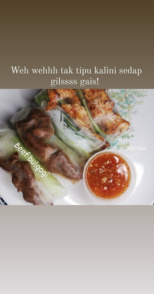 Aizamiaaa's tweet photo. @JalalMisai_2 Saya ada buat Vietnam Rolls gemuk-gemuk. COD Nilai /Mantin.
Beef bulgogi :RM12
Grilled Chicken : RM12
Crabstick :RM10
https://t.co/JVi9KytxsP

Tq pakcik! https://t.co/LVK49m7Ncv