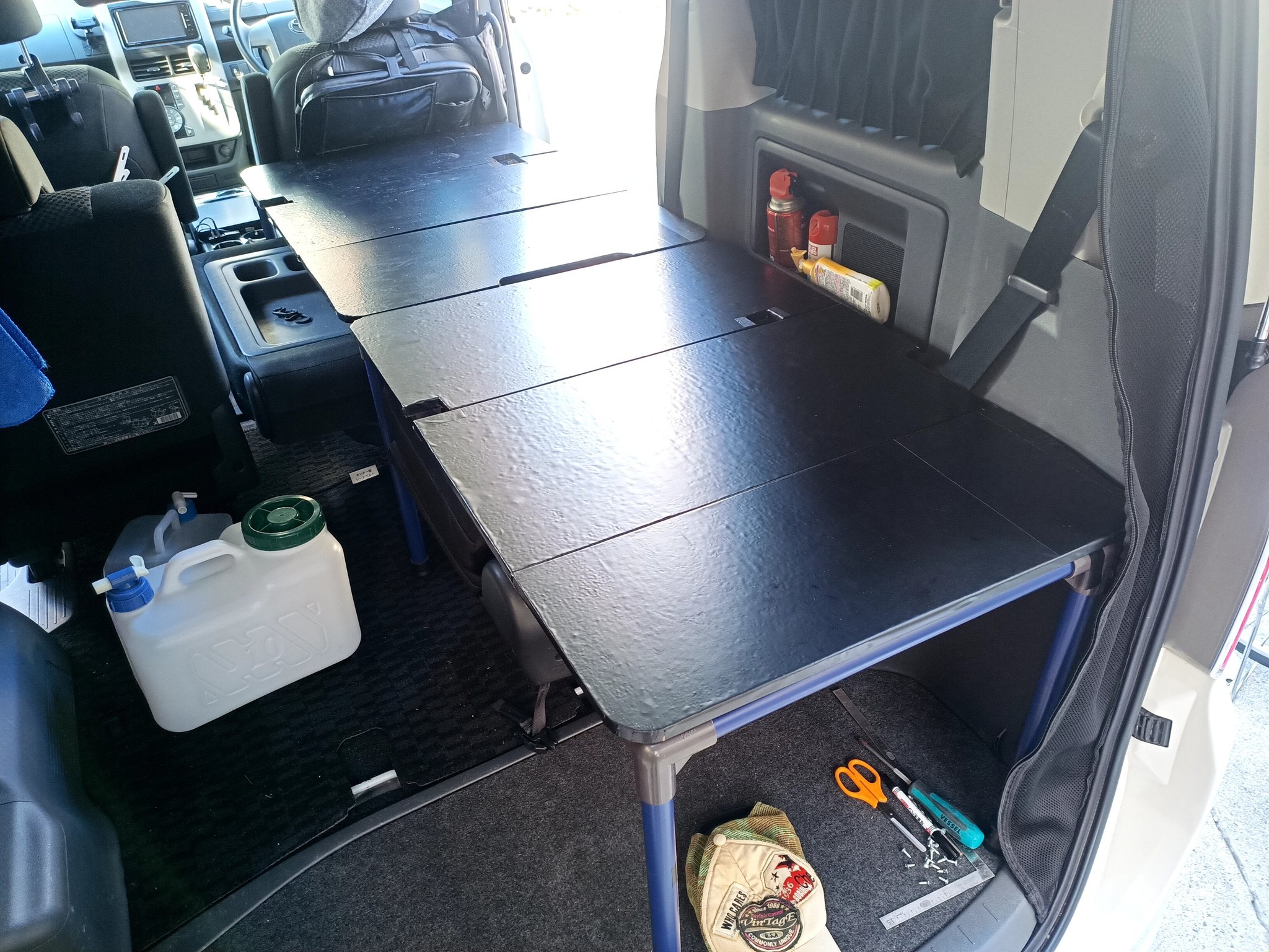 イノチン ノアの車中泊ベッド作り直しした これで居住性と収納スペースアップや 早く車中泊行きたい W T Co Rgfmm3yudh Twitter