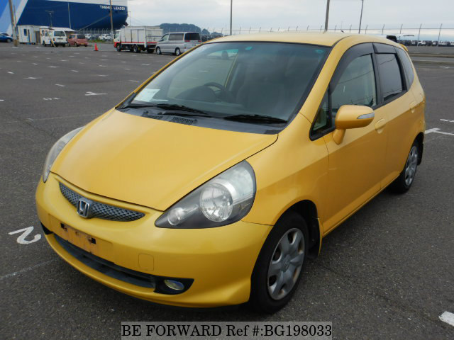 Honda Fit - Lebyder. Only drinks black label or stout. This guy likes lilalavuka at places where they sell quarts only. Ea Rona, Two Sisters, Easy by Night, etc are his places. The car is a mobile tarven, you can smoke and drink in it. Attended Fokothi/Leloaleng/TTI.