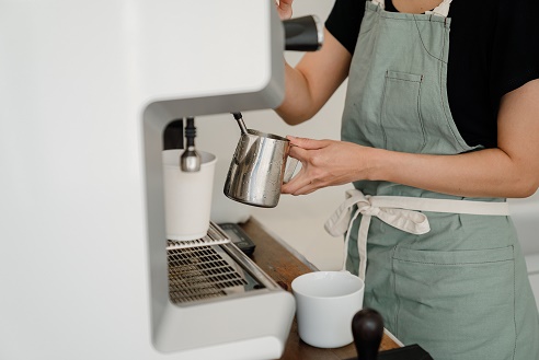 greentechcleans's tweet image. Findings by NSF International shows that office coffee machines had more germs than bathroom doorknobs and light switch.

Regularly clean and disinfect your coffee machine.
ow.ly/zO5b50BVmRj
#GreenTechCleaning #OfficeCleaningServicesNearMe  #CoffeeMachineCleaning