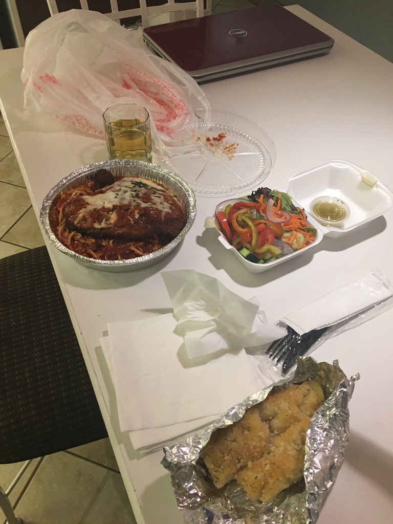 JoelettaPatrick's tweet photo. Food and fun https://t.co/vAJtrQLlbK