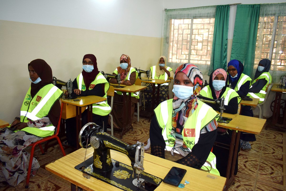 Le Centre d'Action Sociale pour l'Autonomisation des Femmes a organisé dans la journée du 18 octobre 2020 une cérémonie de lancement de la formation des jeune filles de l’association JAGO’. C’est une formation  au profit d'une trentaine bénéficiaires.
#djibouti
<a href="/Tika_Djibouti/">TiKA in Djibouti</a>