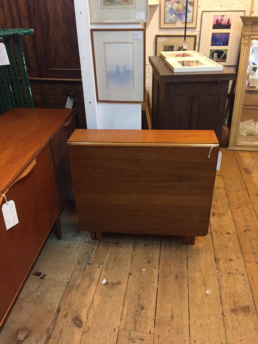 Gplan teak dropleaf Table seats 6. £145