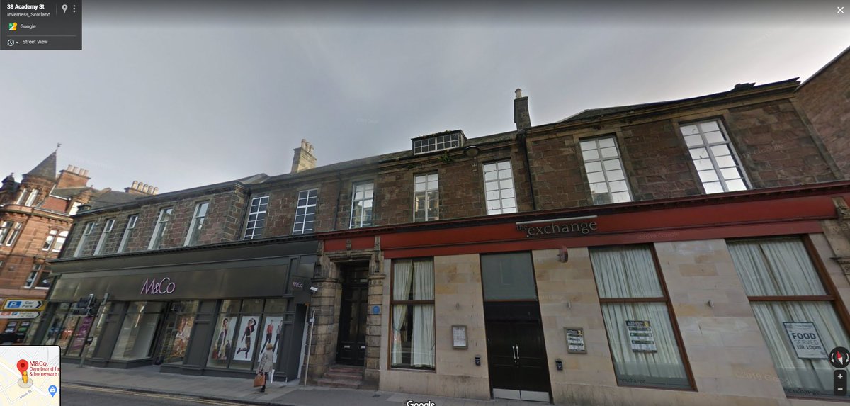 (as an aside, the old Inverness Royal Academy building is now an M & Co. and a pub on Academy Street) The grand doorway once used by pupils separates the two businesses. (21.5/n) #OldWeirdScotland
