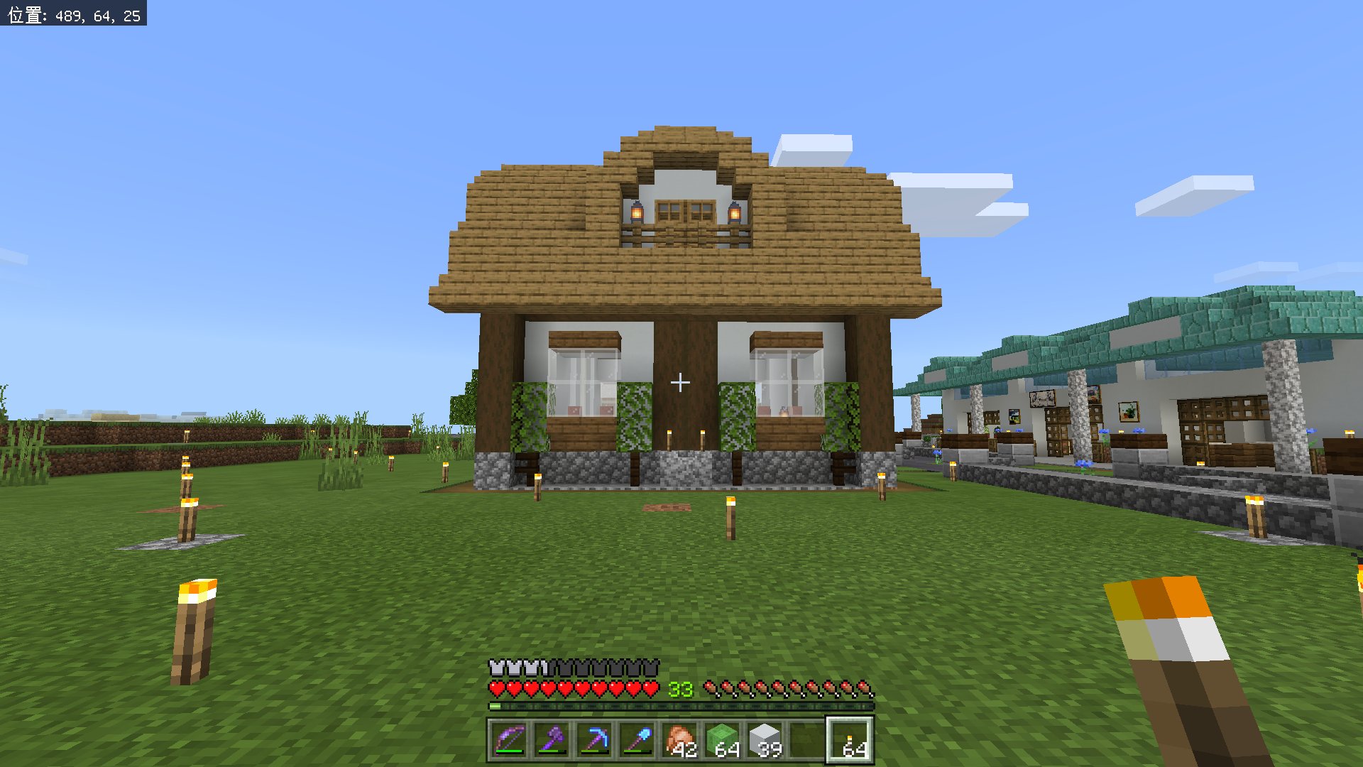 Tessingame マイクラ マインクラフト 統合版 漁港 の続きです 高所作業に震えつつ 取り敢えず思い付いたアイデアを形にしてみました イメージとしてはイタリアのポルトフィーノです かなりのっぺりしちゃったけど リアルはもっとのっぺりして