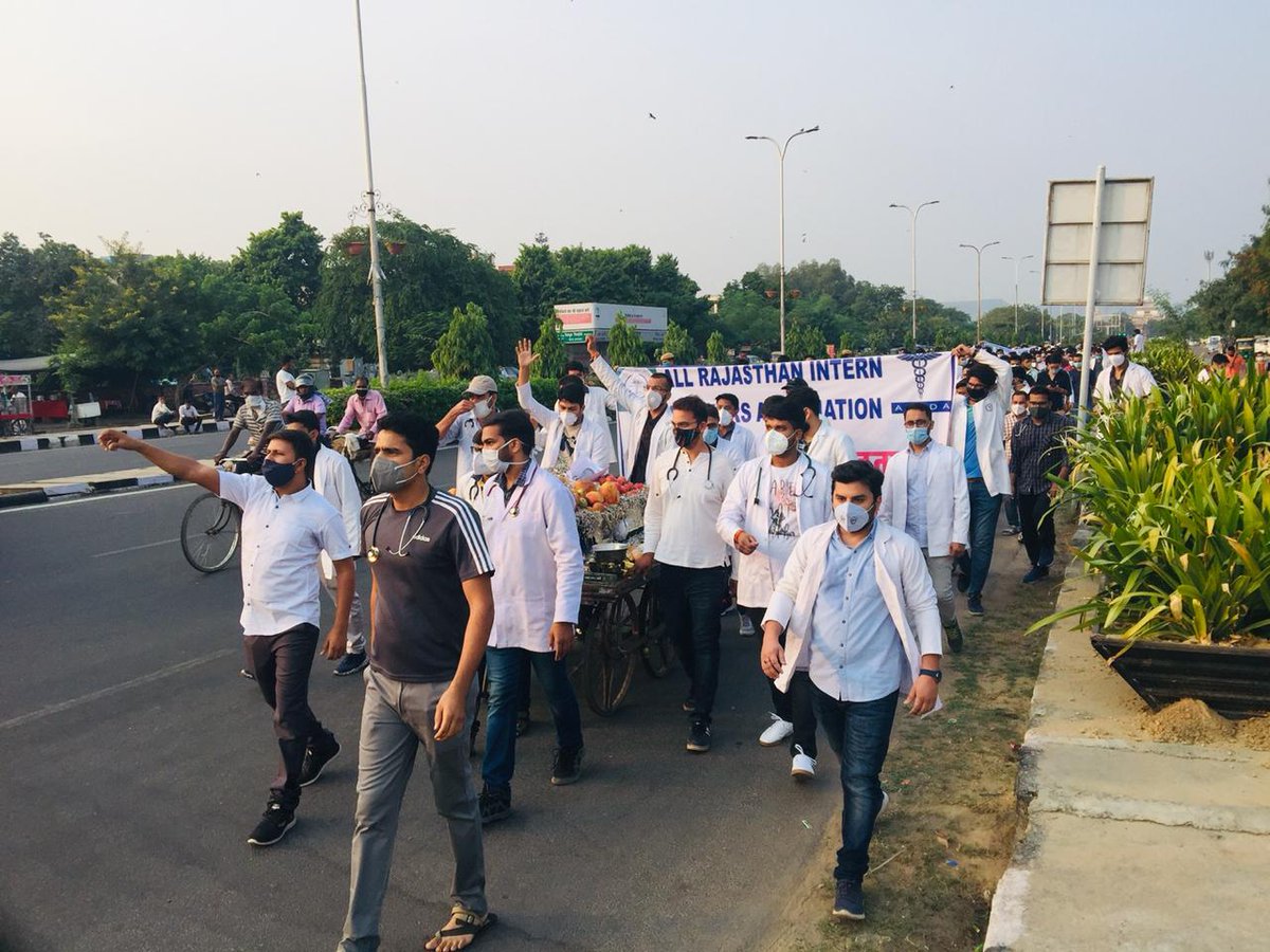 official_aimsa's tweet photo. AIMSA demand stipend increment intern doctors (Rajasthan). @ashokgehlot51 @RajCMO @RaghusharmaINC @SachinPilot @ABPNews @aajtak @DainikBhaskar @IndiaToday @htTweets @timesofindia @the_hindu https://t.co/yoQApjjEZ8