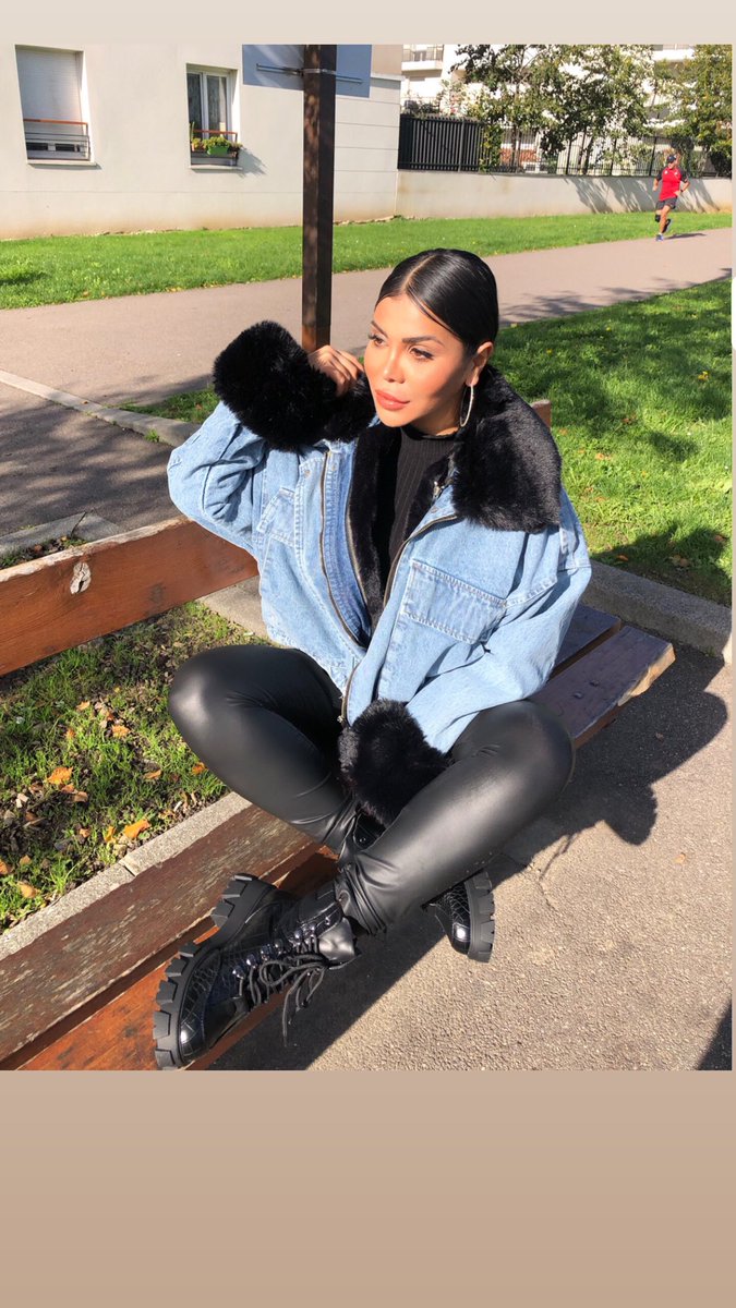 SSvetless's tweet photo. SHOPPING DAY 🛍 Offre spéciale CLAROSA profitez de -40% sur tout le site valable 48h00 avec le code promo 👠Soraya40👠 @clarosa_fr https://t.co/YeLgANrWpF