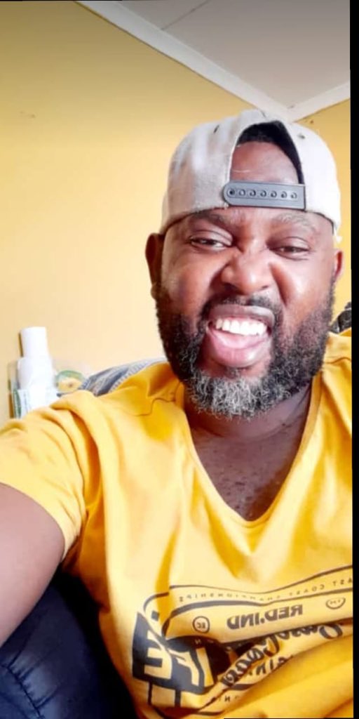 Prince_Dimples's tweet image. Please help me promote my business    From picture&amp;gt; drawing &amp;gt; Cartoon &amp;gt;straight to your T-shirt........ @0786237015 WhatsApp we courier everywhere R350