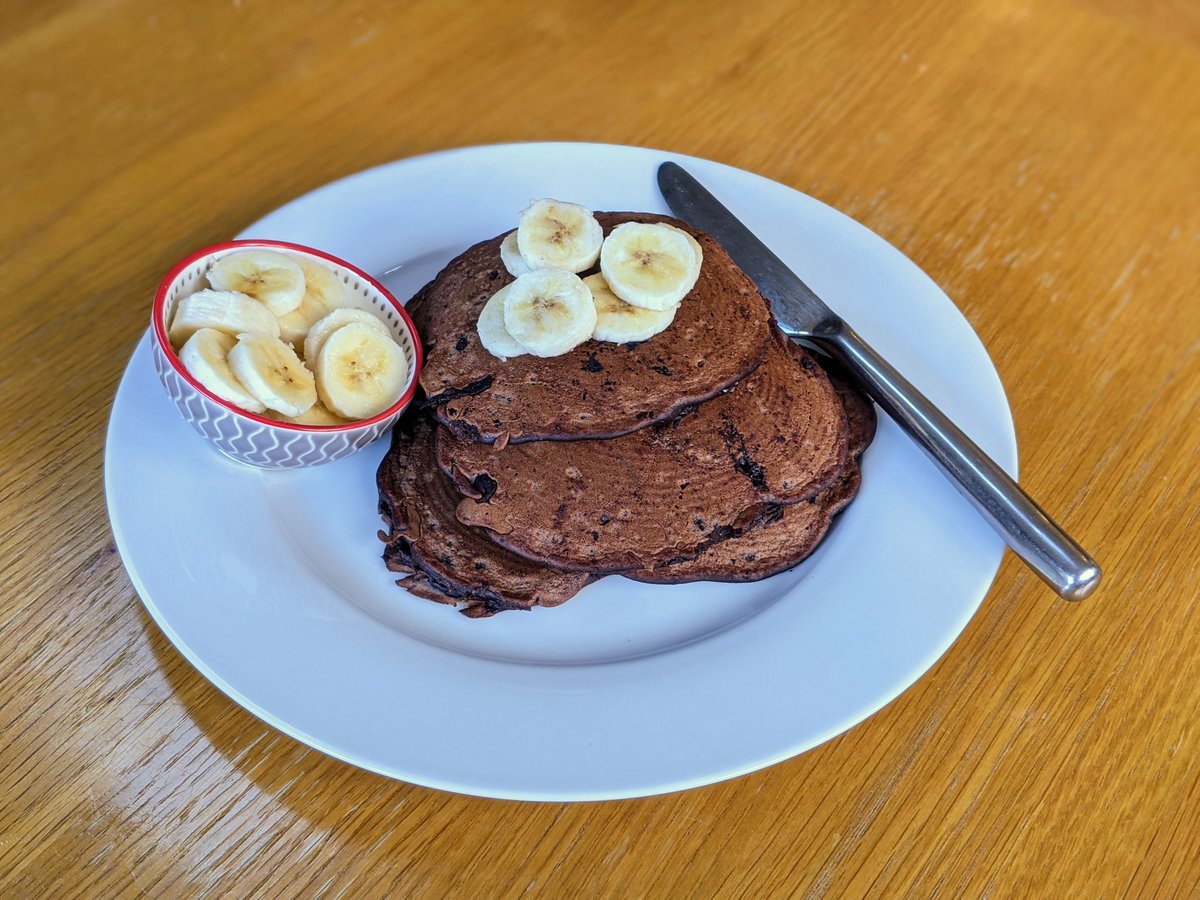 1stephenharvey's tweet photo. Our @ManiLife_ peanut butter and cocoa pancakes are ready for the TRIBE Breakfast for Freedom to mark #UKAntiSlaveryDay and help raise £25,000 to support the survivors of slavery. 40.3 million people are estimated to be trapped in modern slavery globally. This needs to stop. https://t.co/wHk1rgF1yM