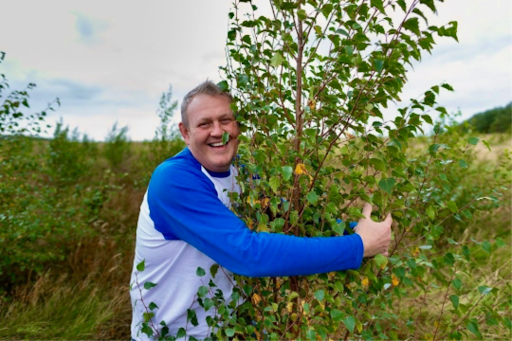 seapigs7's tweet photo. Go hug a tree, they're working hard to convert Co2 into Oxygen to keep us alive.

#PlantTrees #UKForest #ClimateChange #SeaPigs https://t.co/e03RBjf5v0