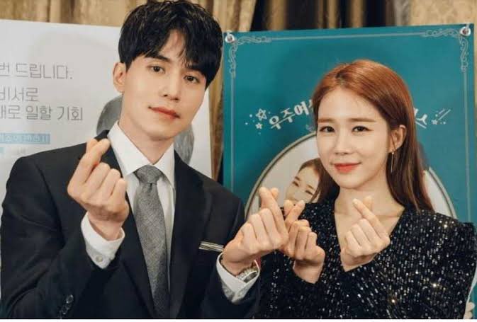 imkwonjungrok's tweet photo. Happiest birthday to @foryooinna's operator! I love you forever! God bless! 🥰🎂😘 https://t.co/cMJgIR9d30