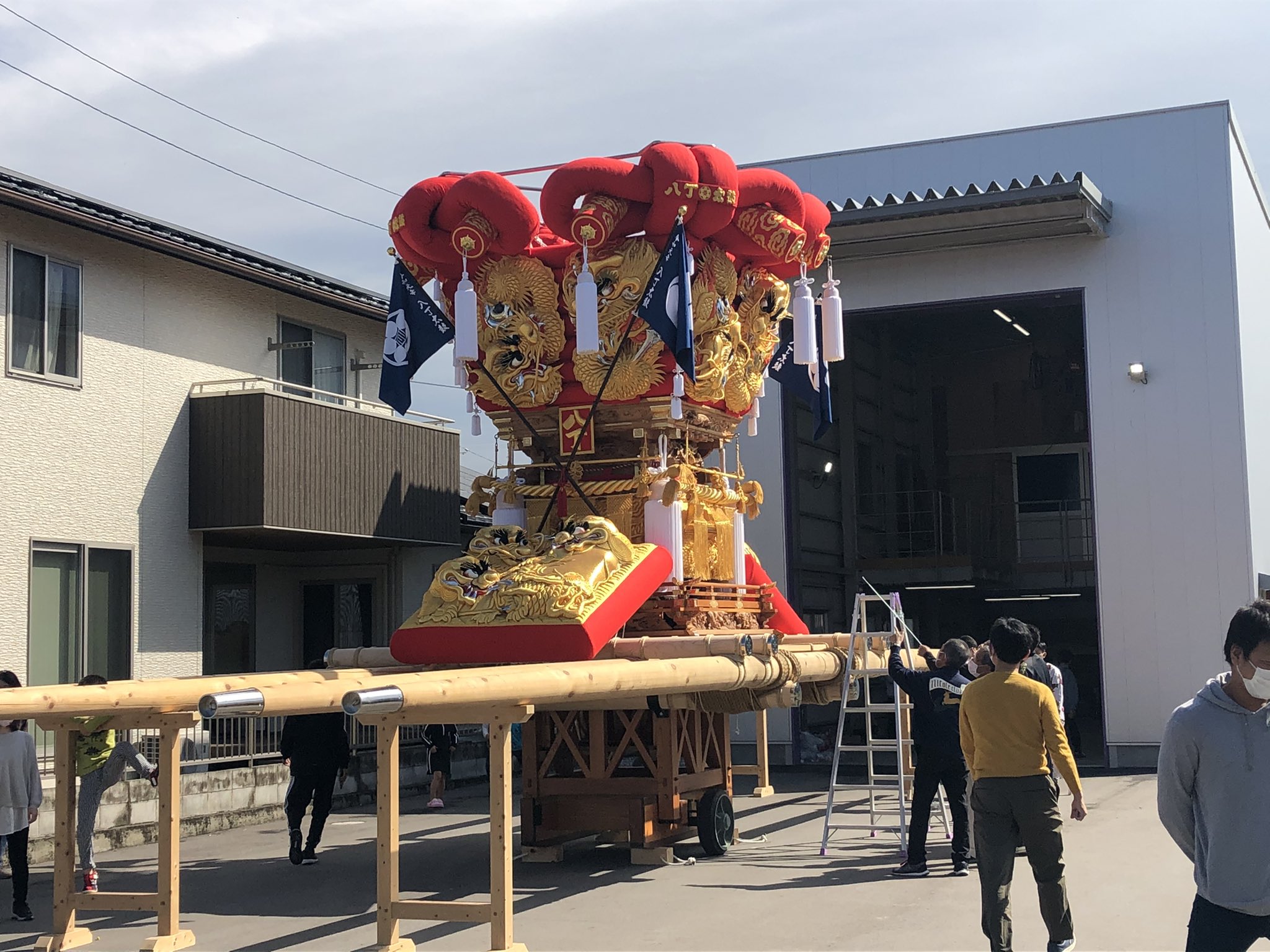 太鼓台 FDlv0-lagAE8gpF.jpg