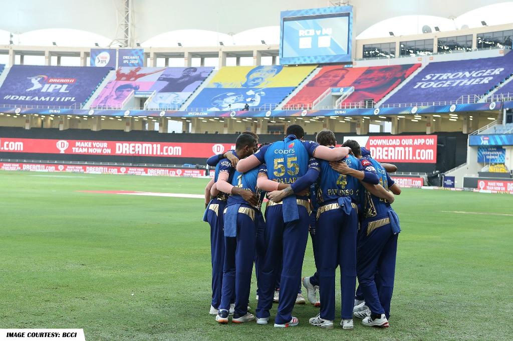 StarSportsKan's tweet photo. ನಿಮಗಿದು ಗೊತ್ತೇ..🤔
IPLನ ನಾಲ್ಕು ಬಾರಿ ಚಾಂಪಿಯನ್ @mipaltan, ಎಲ್ಲ ಮೈದಾನಗಳಲ್ಲೂ ಪಂದ್ಯ ಗೆದ್ದ ದಾಖಲೆ ಹೊಂದಿದೆ.
👉ಆದರೆ, ಒಂದು ಮೈದಾನದ ಹೊರತಾಗಿ.
ದುಬೈ ಸ್ಟೇಡಿಯಂನಲ್ಲಿ ಆಡಿದ ನಾಲ್ಕೂ ಪಂದ್ಯಗಳಲ್ಲಿ ಮುಂಬೈ ಸೋಲು ಕಂಡಿದೆ.
ಇಂದು ಈ Jinx ಅನ್ನು ಬ್ರೇಕ್ ಮಾಡಲಿದೆಯೇ?
#Dream11IPL #MIvKXIP #BreakTheJinx https://t.co/1jtAe4ZCCz