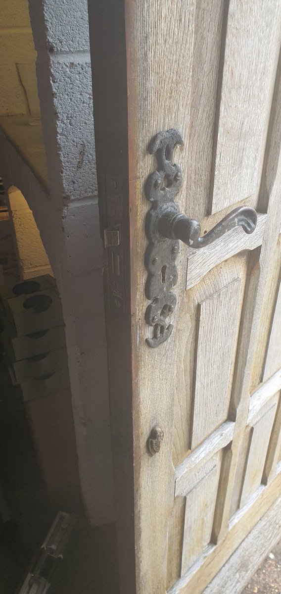 JoeTheLock's tweet photo. Door hadn't been used in 10 years so naturally key was lost. Opened and fitted new sash lock. #thepunchbowl in #higheaster now has a working door to their new shop entrance. #joethelock #locallocksmith #localbusiness #lockout https://t.co/JEMZ73fx0O