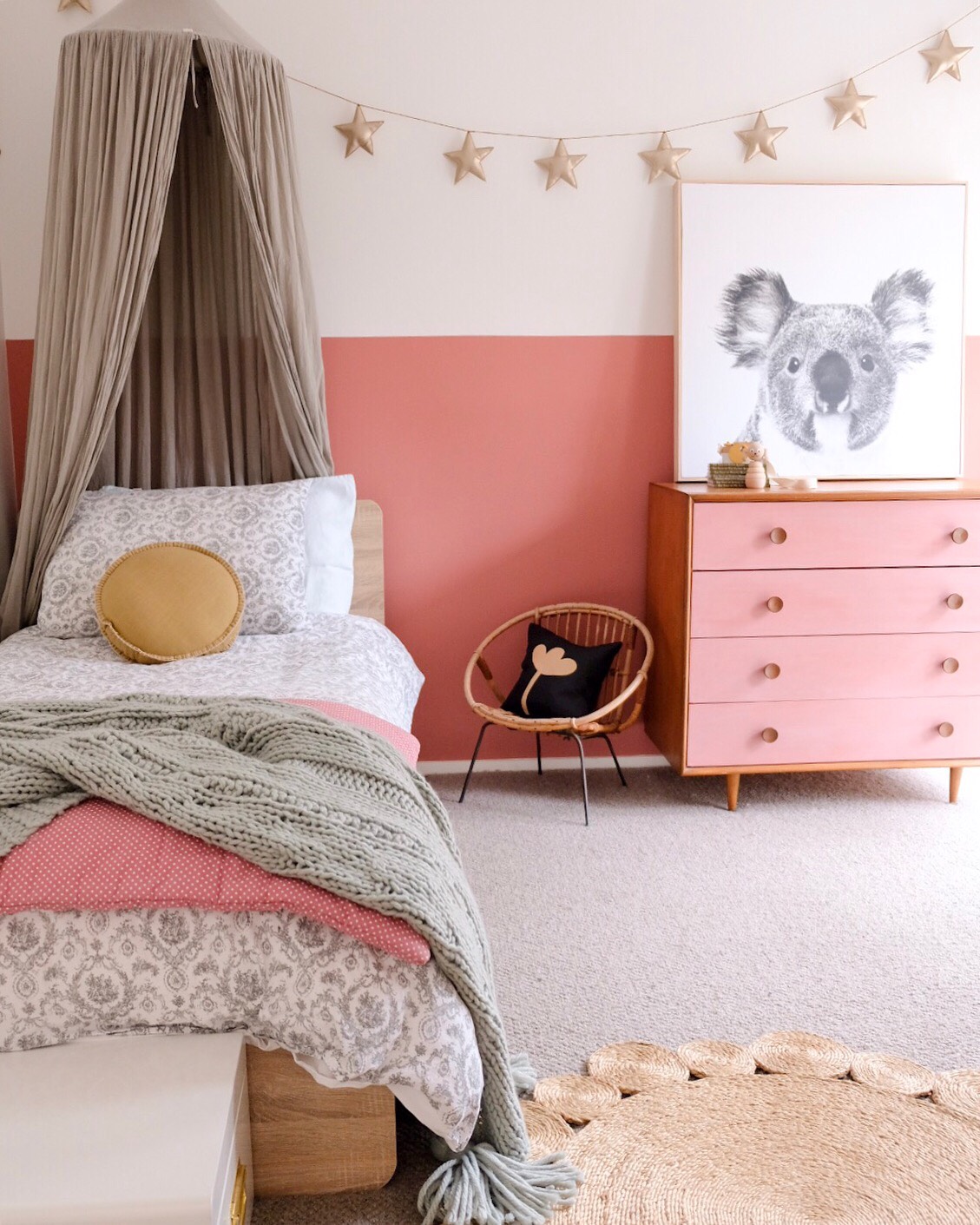 Scandinavian pink chalk paint deals