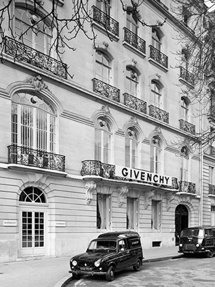 Givenchy, sexc