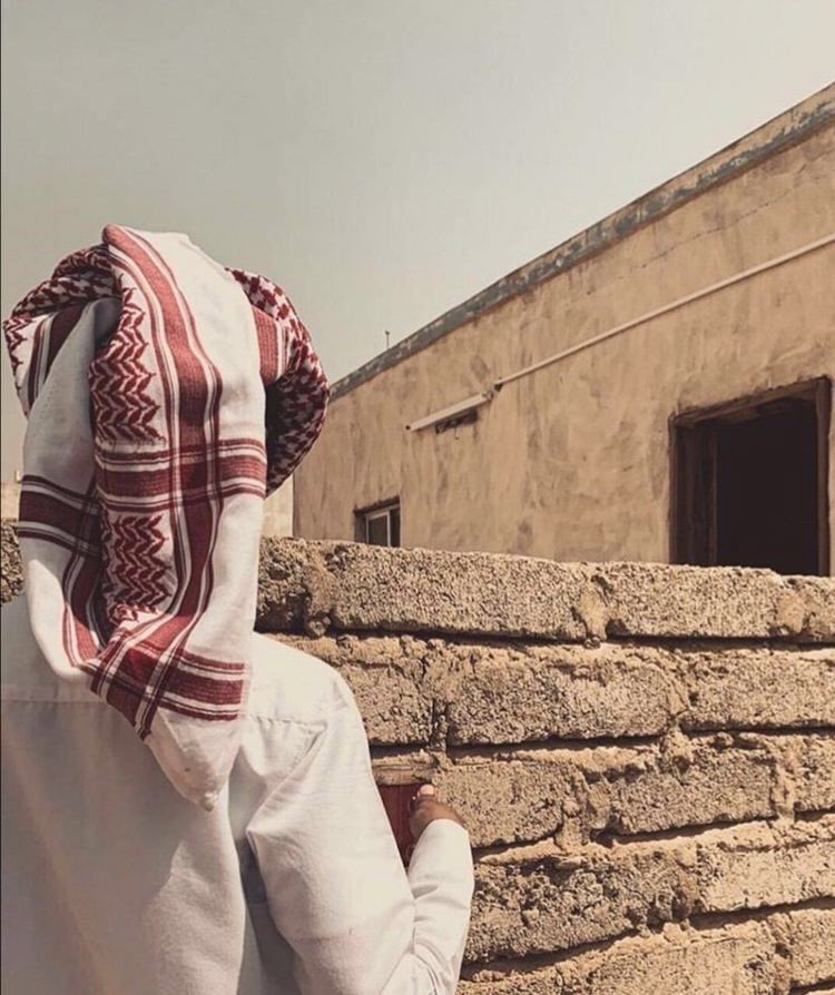 k_k8i's tweet photo. -عن اللوم بالحب خلف بن هذال يقول :
" بس انا أحب والحُب مابه باس ، سكةٍ كل
الأجيال تمشيها ". https://t.co/kX2smA8iZo