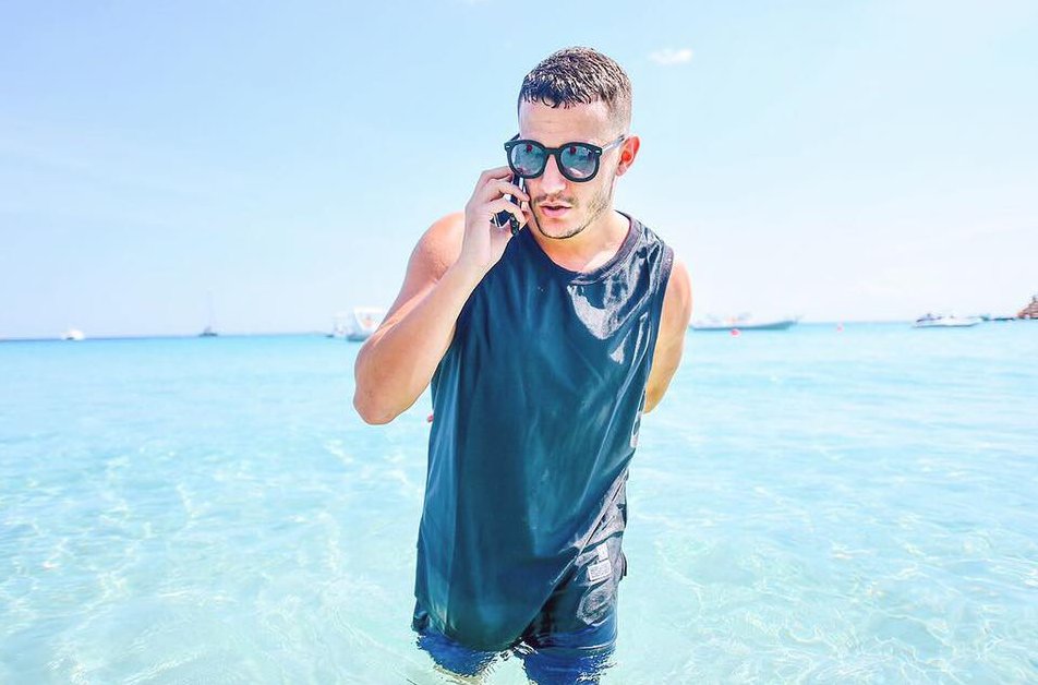 66RAW's tweet photo. On Air Now @66Raw Radio: Loco Contigo ft J Balvin &amp; Tyga by @djsnake 24/7 #HipHop #Music
 Buy it https://t.co/rsjNpgmXU4 https://t.co/Q0e3Bb3aQY