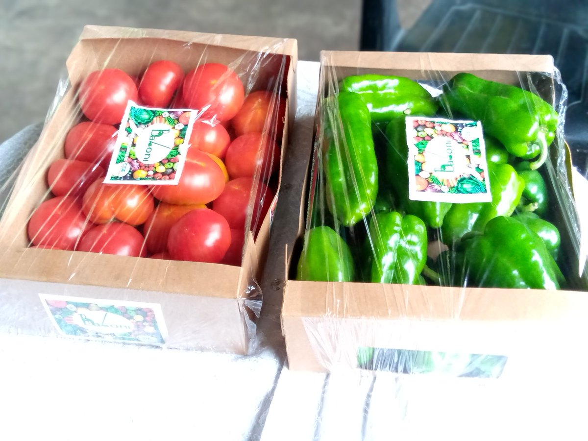 PierrotTibasima's tweet photo. Et si au delà de produire nous vendons aussi autrement? Associé au #madeinRDC la qualité. L'opportunité est la, la terre aussi... #Tuende @AlexBahatiColem @alkitenge @JeanBamanisa  @CybelleKamba @24Biodrc @SpecialeYelu @MinCMPMEA @IndustrieRdc @SORAZIZ @KawayaAtia @MadingMimie https://t.co/sDJ1hM1AHx