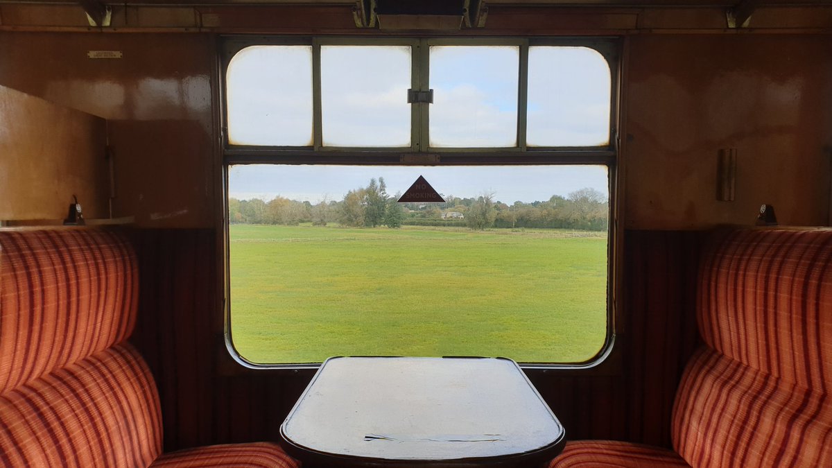 #TravelByTrain
#NeneValleyRailway