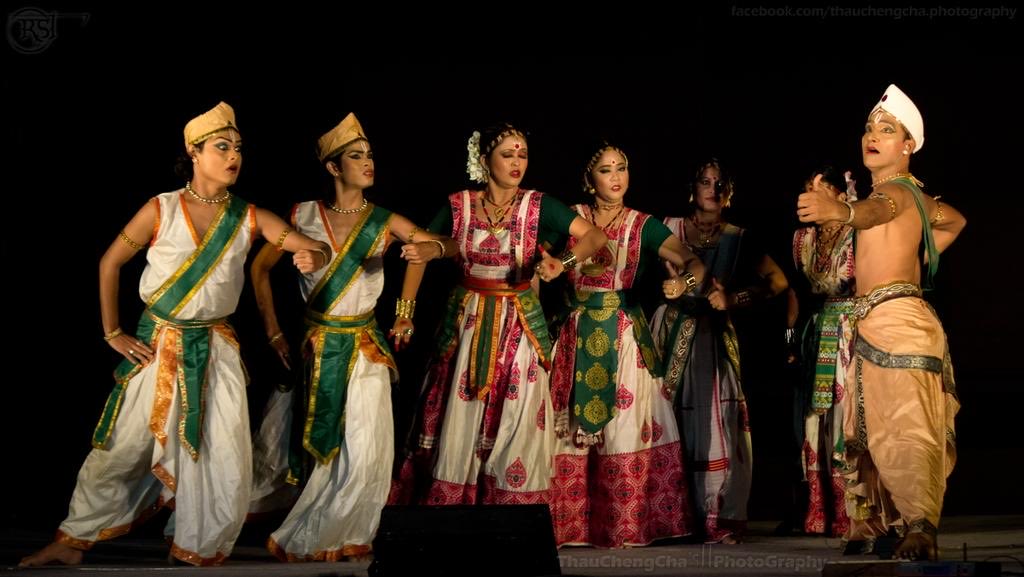 Assam- Sattriya-an Indian classical dance form originating from the krishna centred monasteries & attributed to the scholar & saint Mahapurush Srimanta Sankardev. it was primarily performed by male monks, butmodern Sattriya includes women and explores new themes nowadays