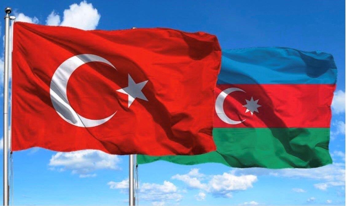 Allah bize seneyede Karabağ'ın işgalden kurtuluşunun 1. yıl dönümünü kutlamayı nasip eder inşallah 

Bağımsızlık günün kutlu olsun gardaş 🇹🇷🇦🇿

#ikidoevləttəkmillət