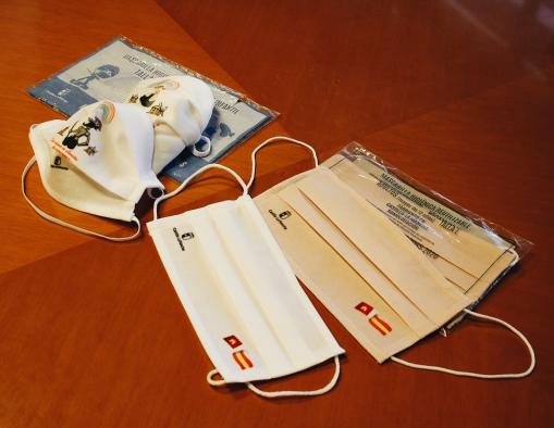 gobjccm's tweet image. 😷A partir de este lunes 19 de octubre

😷El Gobierno de #CastillaLaMancha comienza el reparto de 2 millones de mascarillas higiénicas reutilizables tanto para adultos como para niños.

ℹ️ castillalamancha.es/node/311515