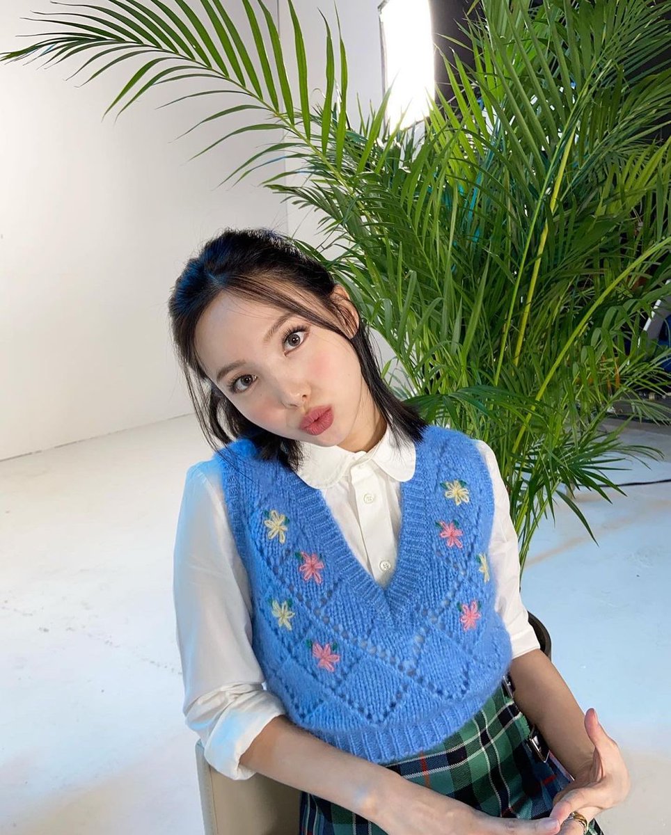 chuuwithluuv's tweet photo. my gf my gf https://t.co/o0TUxKYXt4