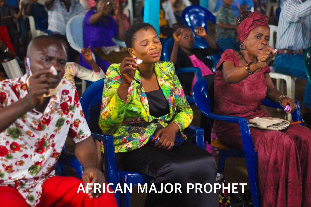 archbishopsmb's tweet photo. Sunday Communion Service >>
(1 Corinthians 11:26, John 6:53-58)
The African Major Prophet, Samson The Rapturist.
#jehovahsharpsharp https://t.co/iANupn0rmR