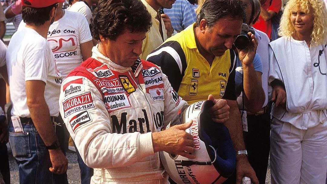 Pendant ce temps, Ferrari est à la lutte avec Mclaren pour le championnat constructeurs. Alors que les italiens savent qu'ils ne pourront pas tenir bien longtemps avec une seule voiture, et le grand prix de Monza étant la manche suivante, Mario Andretti va rejoindre la scuderia.