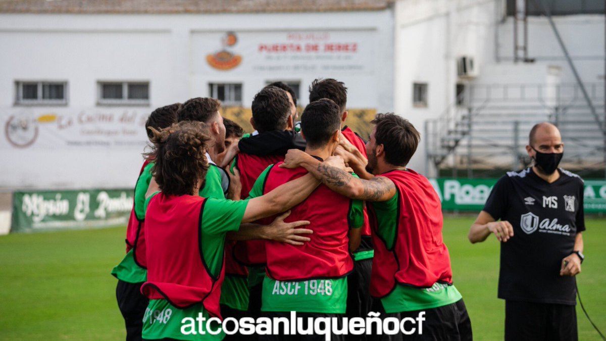 No hay mejor jugador que todos juntos...🍍🍍🍍

Mi equipo
Mi gente
Mi familia

<a href="/atcosanluqueno/">Atlético Sanluqueño</a> 

#LaIlusionEsVerde