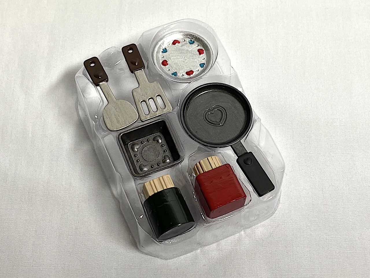 菅笠 ミニチュアフードセット クッキング ダイソーにて税込110円 お皿や調理用具のミニチュアです とりあえず塗ってみました アクアシューターズ 菅笠 ミニチュアフードセット クッキング ダイソーにて税込110円 お皿や調理用具のミニチュアです とりあえず塗ってみました アクアシューターズ