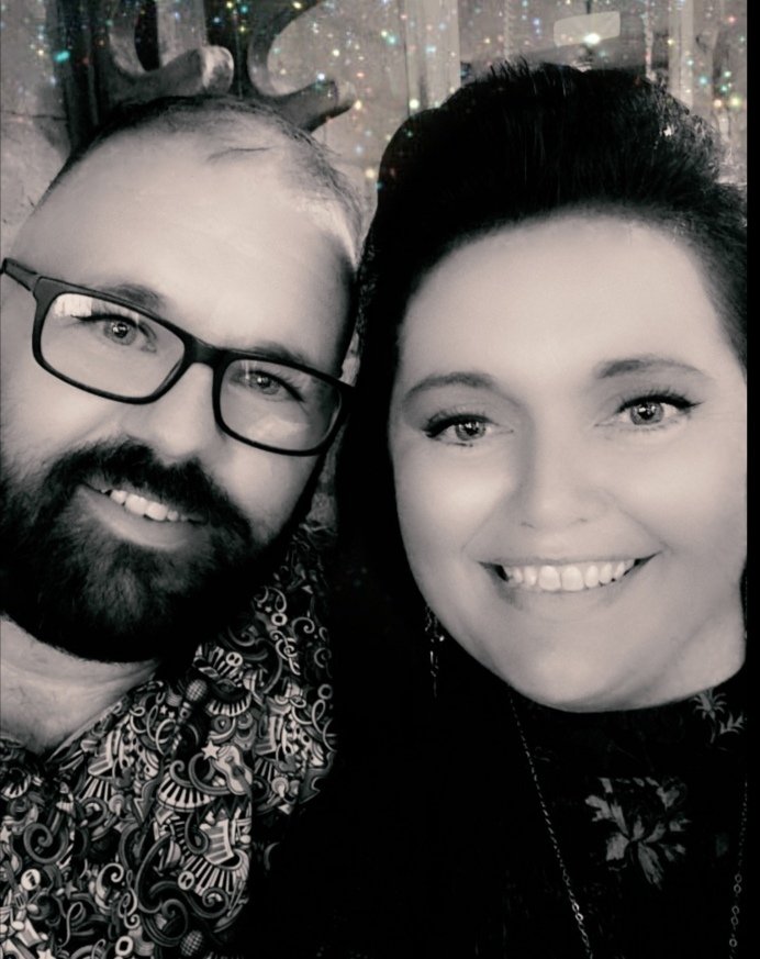 wendymurphymufc's tweet photo. #octoberphotoaday for day 18 is 'your choice'
My choice will always be my family ❤️❤️❤️❤️❤️❤️❤️❤️ I am blessed with a close knit loving caring family and I count my blessings every day #lovemyfamily #theyarethebest https://t.co/1D6tLmOAld