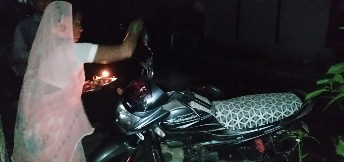 mahesh_wealth's tweet image. स्वतःची गाडी स्व:बळावर घेण्याची इच्छा होती आज ती पूर्ण केली.
...
छोटी छोटी बात की खुशी.
#NewMember 
#म #मराठी