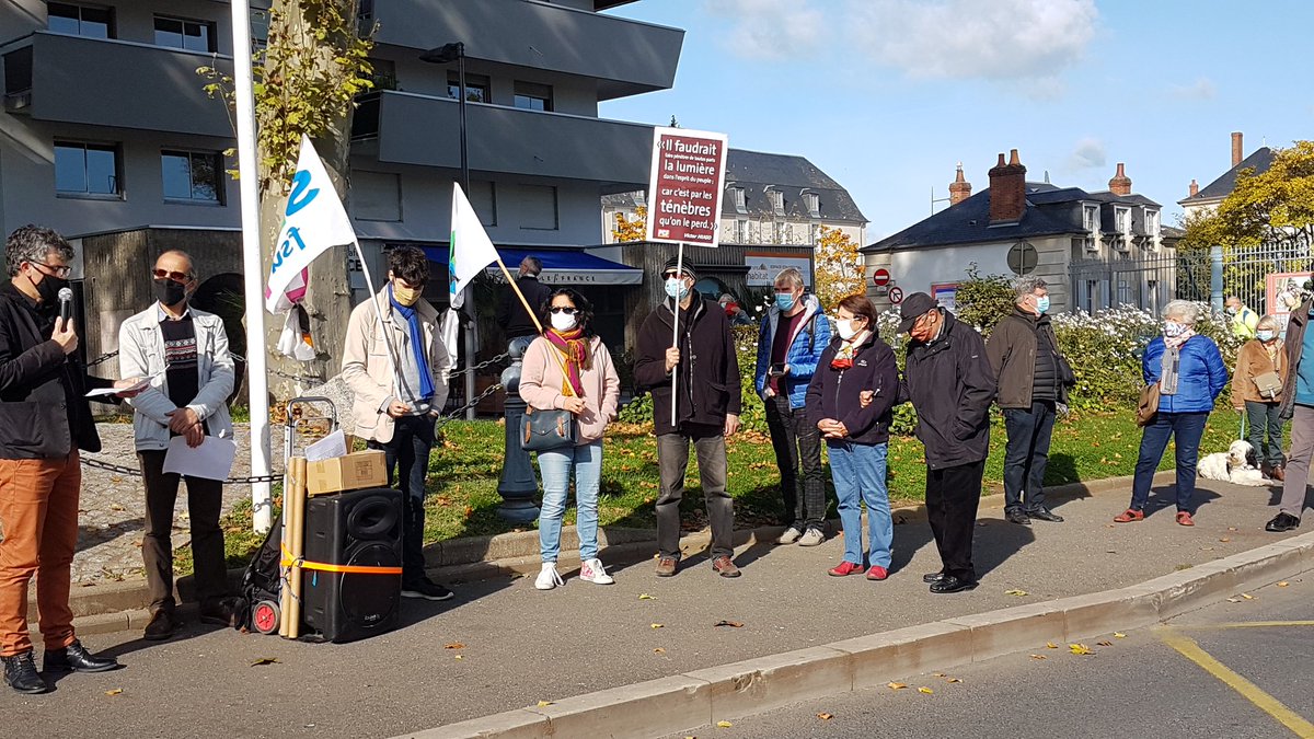 A Nevers aussi rassemblement pour rendre hommage à Samuel Paty et defendre la liberté d'expression et d'enseignement 
<a href="/mairiedu13/">Mairie du 13e</a>
