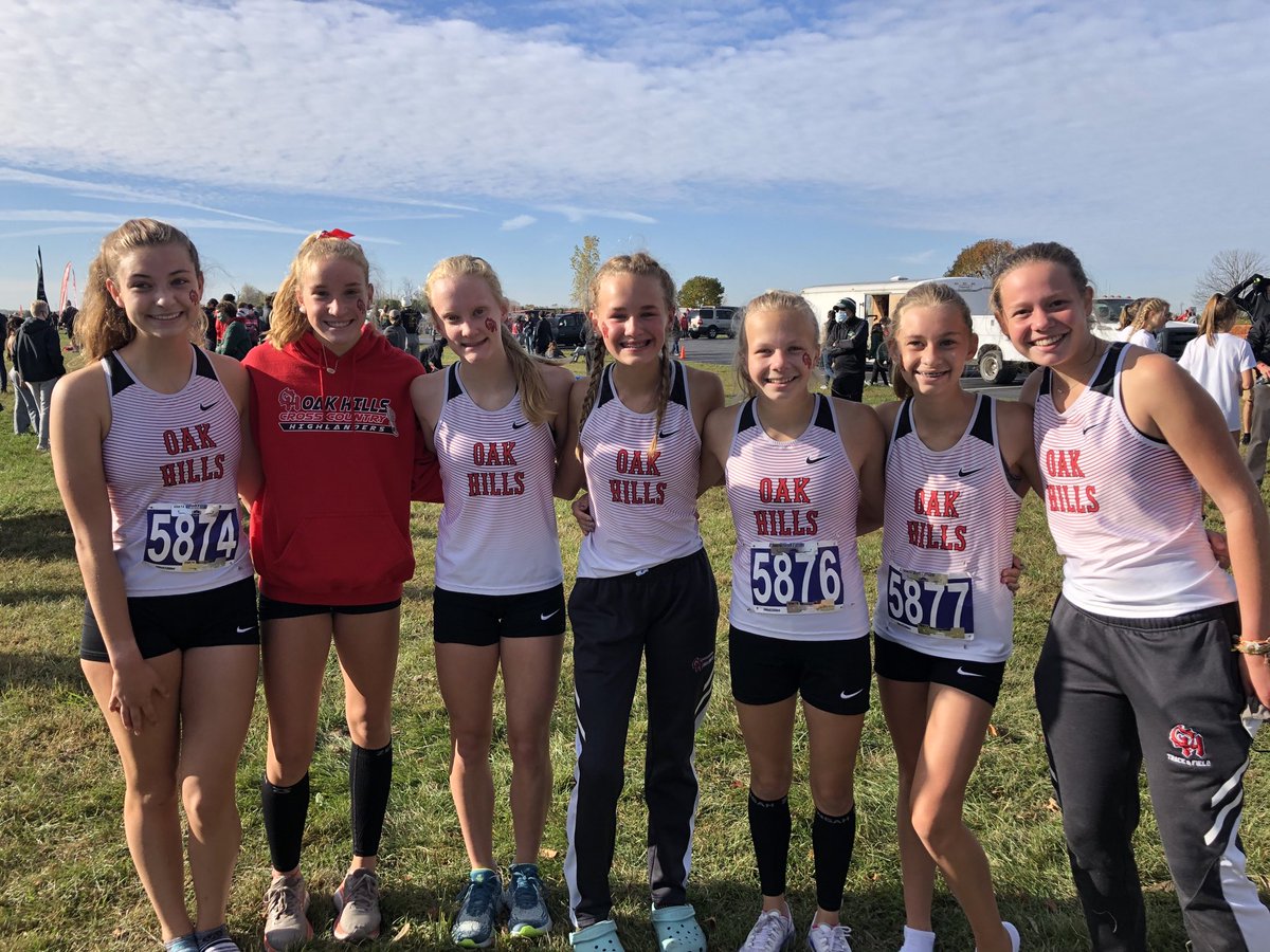 OakHillsCC's tweet photo. Congratulations to the JV girls team for placing 2nd at the GMC league meet yesterday! 🥈🎉 https://t.co/uYrP9Y3glL