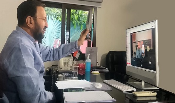 uniindianews's tweet image. Work needs to be done on all fronts to end pollution: Javadekar
#prakashjavedkar
#bjp4india
#pollution 
#NewDelhi