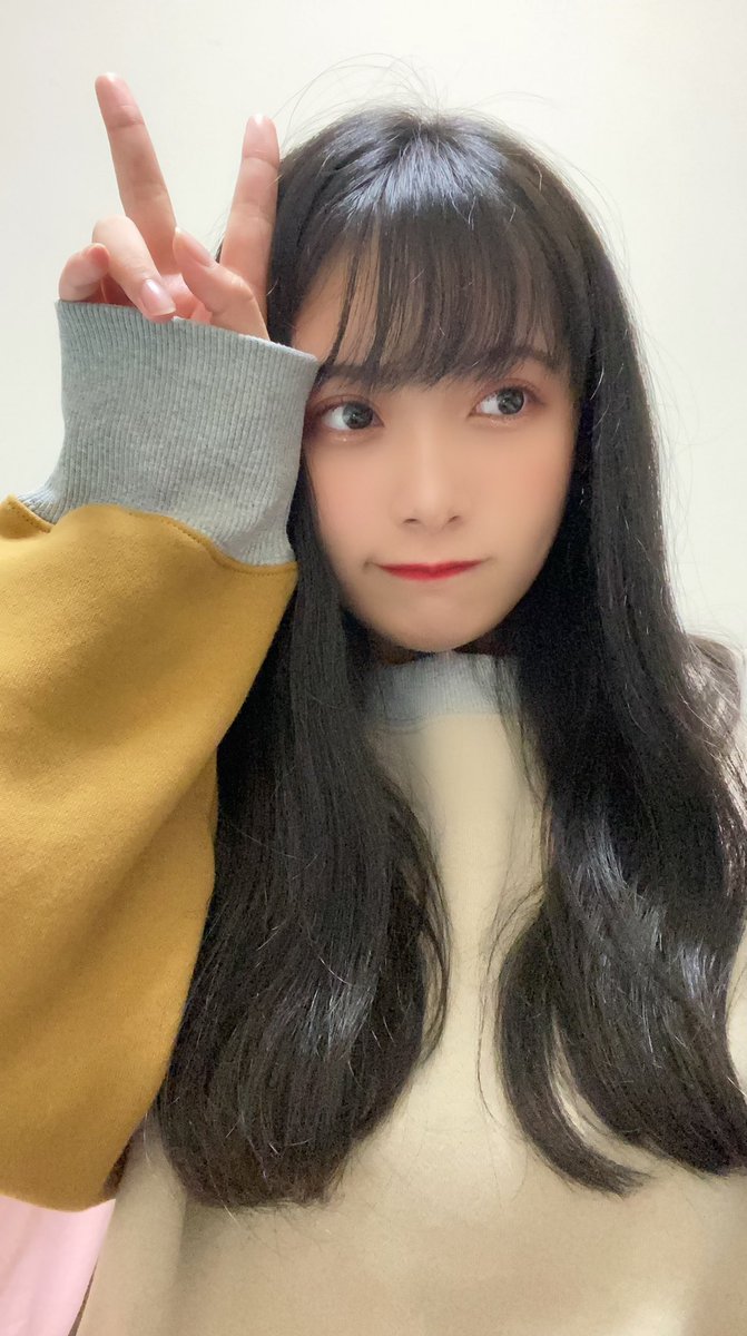 pochacco_22's tweet photo. 髪の毛暗くなった私❗
一応7cm切ったんだよ❗
明日から実習がんばるるる❗ https://t.co/QcrjrQLCjy