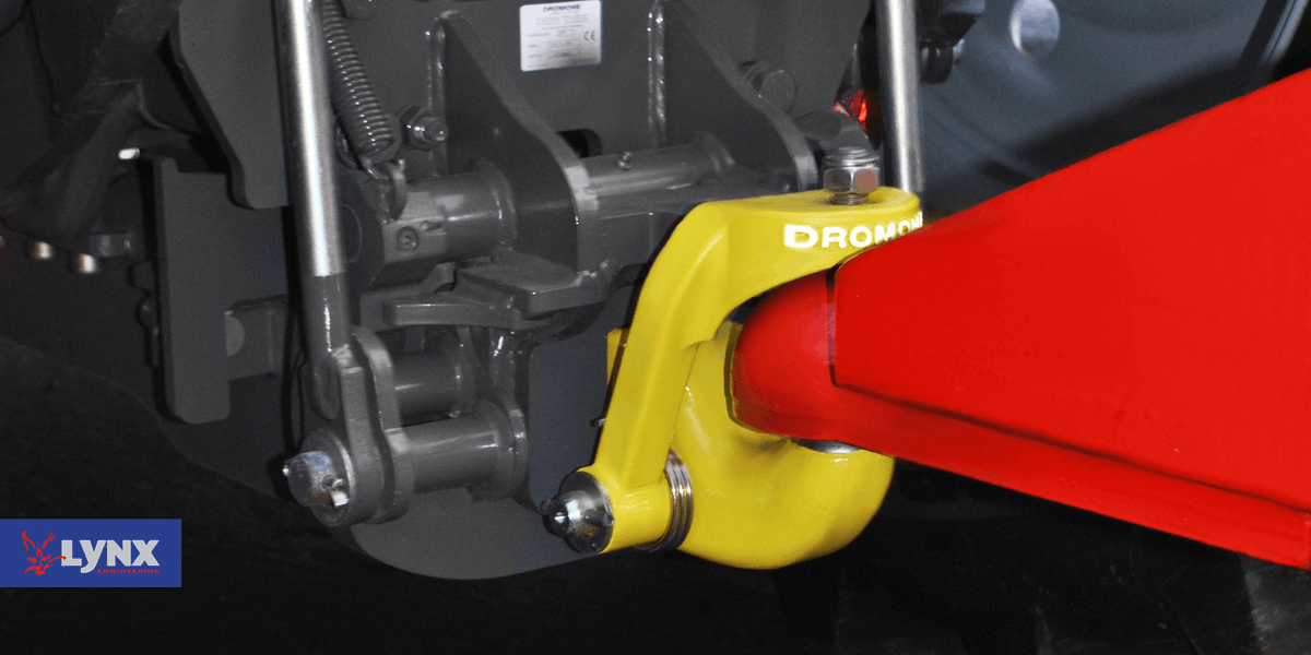 @dromeengineering 6R ball hitch will give you smooth, positive towing at the speeds of your tractor while using innovative features to further enhance safety.

#farming #dromone #farmengineering